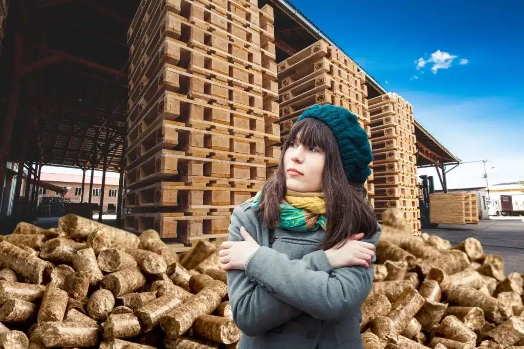 VENTE GRANULES DE BOIS A PARTIR DU BOIS RECYCLE FABRIQUE EN AVEYRON Le pellet premium Ecoci est Ecoresponsable, il est issu de l’économie circulaire grâce à la valorisation des palettes cassées collectées localement. Idoine Recyclage produit un granulé de bois très local à partir de palettes en fin de vie récupérées dans l’Aveyron. C’est une énergie renouvelable décarbonée. A partir de février 2023 : Vente de granulés de bois sur place à Idoine Recyclage Le pont, TOUJONJAC 12200