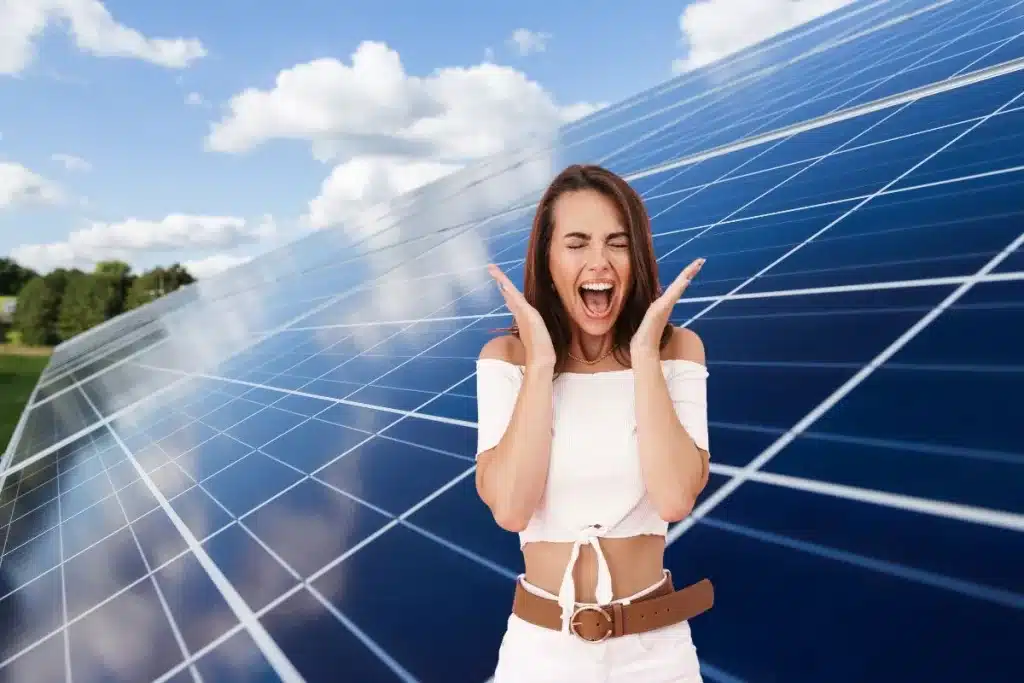 Depuis l’arrêté du 9 mai 2017, une prime est accordée pour l’installation de panneaux photovoltaïques en autoconsommation. Le but consiste à encourager les ménages à passer à l’énergie solaire, une ressource naturelle, illimitée et non préjudiciable pour l’environnement